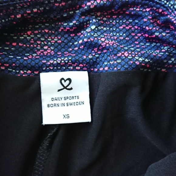 DAILY SPORTS BORN IN SWEDEN Navy Purple Zippered Tennis Skort XS - Picture 10 of 12